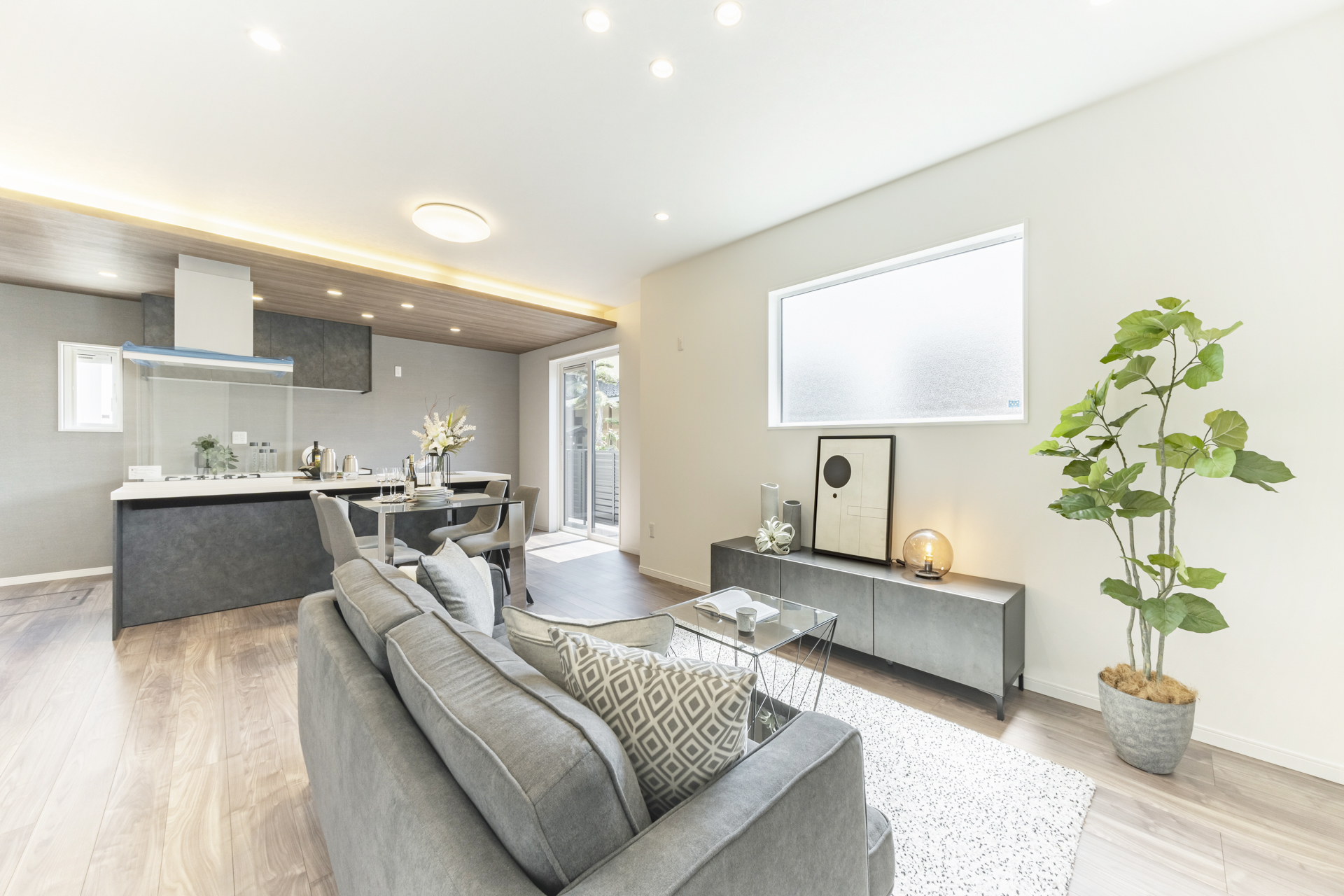 西初石2丁目5区画